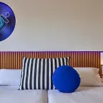 Universal Neptuno - Adults Only