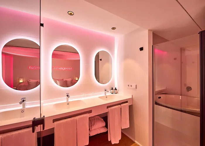 Universal Neptuno - Adults Only Hotel