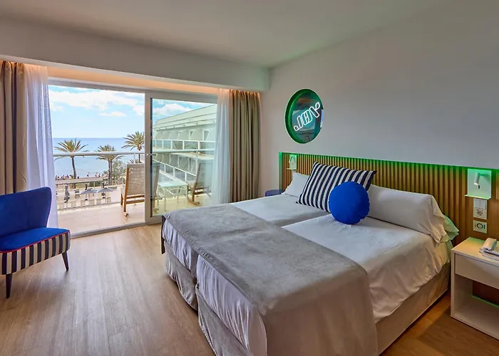 호텔 Universal Neptuno - Adults Only 4*